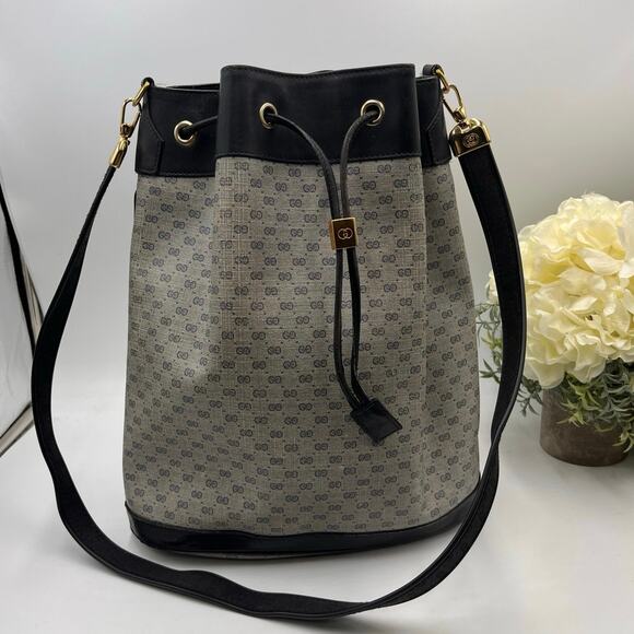 Gucci Italy Vintage 1980's GG Monogram Navy Gray Drawstring Bucket Bag - Picture 1 of 15